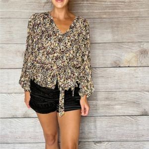 Free the Roses Florals Pleated BlouseM
